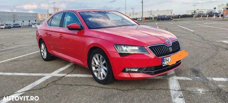 Rosu Utilizat 2017 Skoda Superb Ambition Berlinǎ | 10.950 EUR (Super Preț) - Imagine 1/4