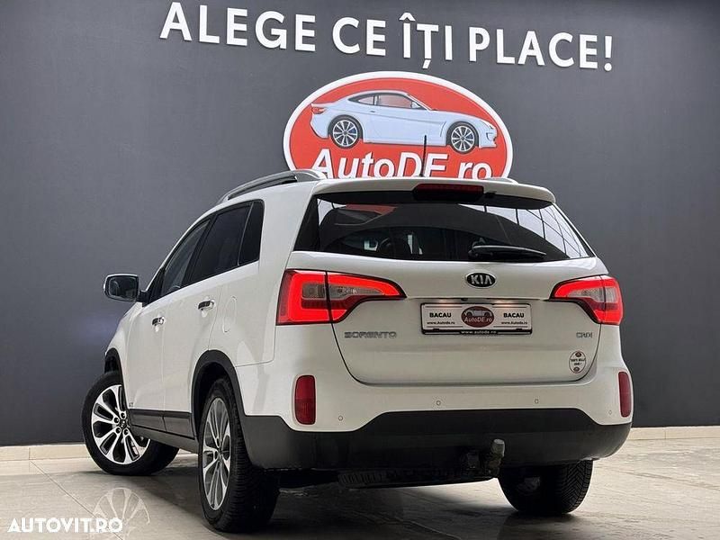 Second-hand Kia Sorento 197 CP (144 kW) 2014 Culoarealb SUV