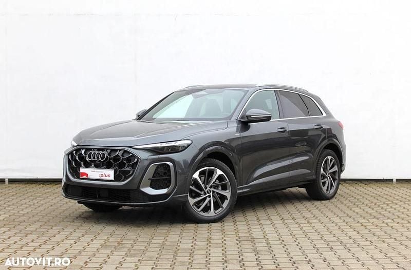 Culoaregri Second-hand 2023 Audi Q5 Sport SUV | 72.500 EUR - Imagine 1/4