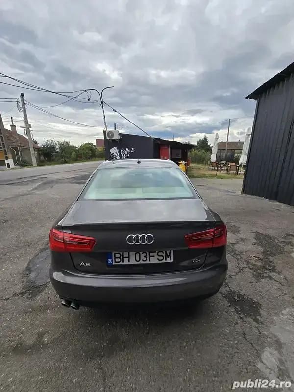 Second-hand Audi A6 177 CP (130 kW) 2013 Maro Berlinǎ