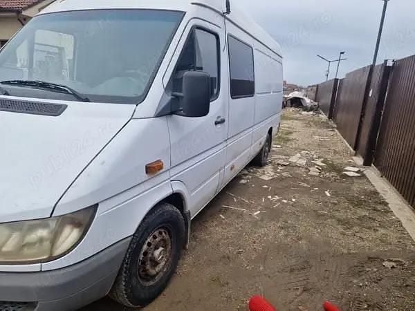 Second-hand Mercedes Sprinter 80 CP (58 kW) 2004