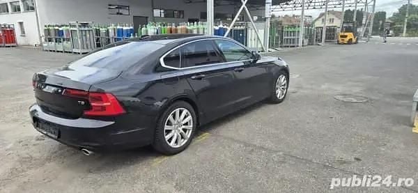 Negru Utilizat 2018 Volvo S90 Momentum Berlinǎ | 21.900 EUR (Super Preț) - Imagine 1/4