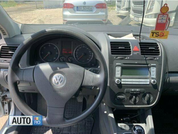 Argintiu Utilizat 2008 VW Golf VI Break | 2.990 EUR (Preț OK) - Imagine 1/3