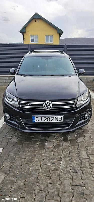 Culoarenegru Utilizat 2012 VW Tiguan SUV | 8.500 EUR (Preț OK) - Imagine 1/4