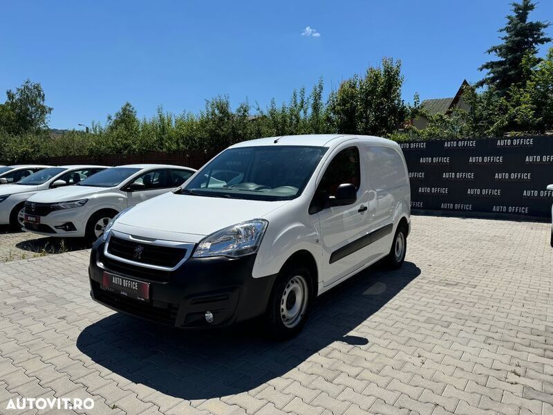 Alb Utilizat 2019 Peugeot Partner Monovolum | 9.490 EUR - Imagine 1/4