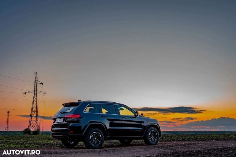 Albastru Utilizat 2015 Jeep Grand Cherokee Overland SUV | 16.200 EUR - Imagine 1/4