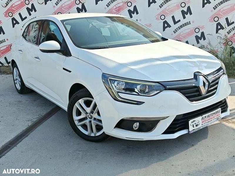 Culoarealb Utilizat 2016 Renault Mégane III Business Hatchback | 8.450 EUR (Puțin scump) - Imagine 1/4