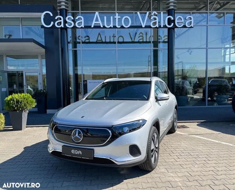 Argint Utilizat 2023 Mercedes EQA250 SUV | 38.900 EUR - Imagine 1/4