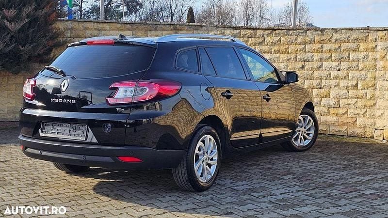 Second-hand Renault Mégane GrandTour Bose Edition 132 CP (97 kW) 2014 Negru Break