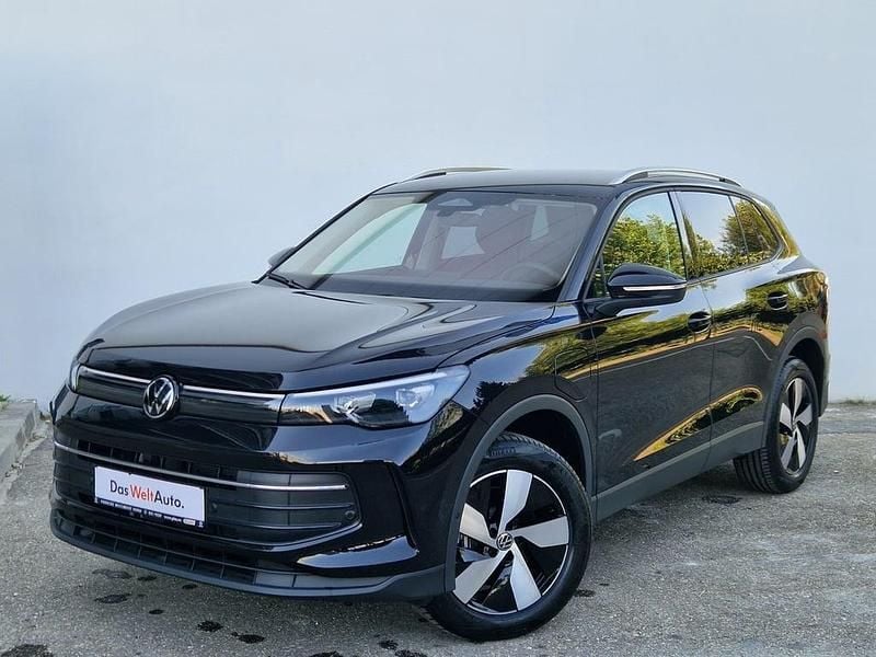 Negru normal Utilizat 2024 VW Tiguan Advance SUV | 36.900 EUR (Puțin scump) - Imagine 1/4