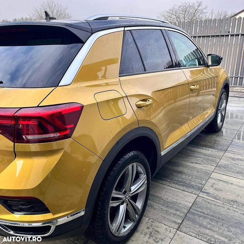 Second-hand VW T-Roc Sport 150 CP (110 kW) 2020 Culoaregalbeuriu SUV