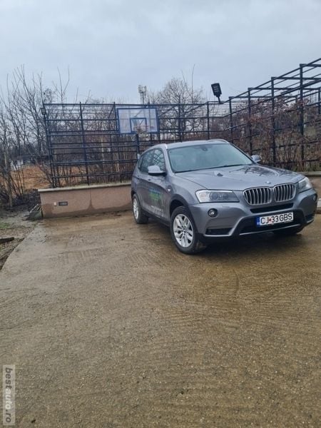 Gri Utilizat 2013 BMW X3 SUV | 12.500 EUR (Super Preț) - Imagine 1/4