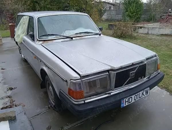 Utilizat 1982 Volvo 240 Break | 1.600 EUR - Imagine 1/4
