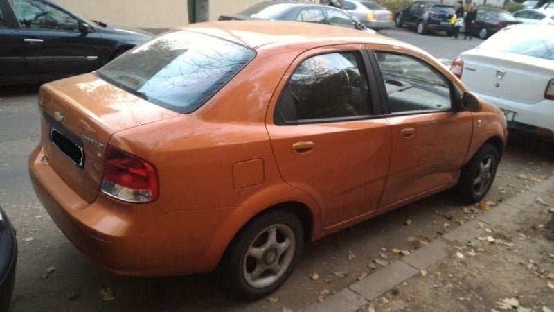 Second-hand Chevrolet Kalos 95 CP (69 kW) 2005 Portocaliu Berlinǎ