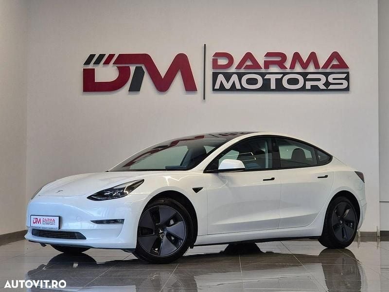 Culoarealb Utilizat 2022 Tesla Model 3 Berlinǎ | 31.790 EUR (Preț OK) - Imagine 1/4