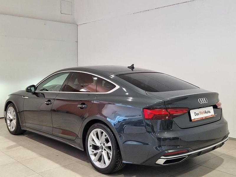 Second-hand Audi A5 Sportback Advanced 204 CP (150 kW) 2021 Gri inchisnormal Hatchback