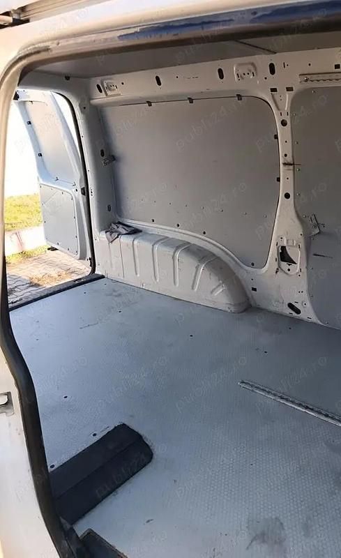 Second-hand VW Caddy Maxi 120 CP (88 kW) 2014 Monovolum