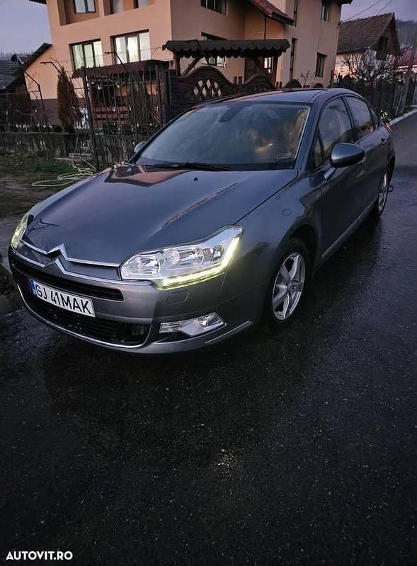 Culoaregri Utilizat 2013 Citroën C5 Berlinǎ | 5.000 EUR (Preț OK) - Imagine 1/4