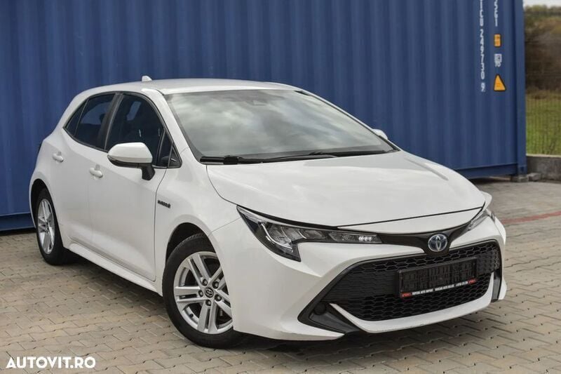 Alb Utilizat 2019 Toyota Corolla Hatchback | 14.400 EUR - Imagine 1/4