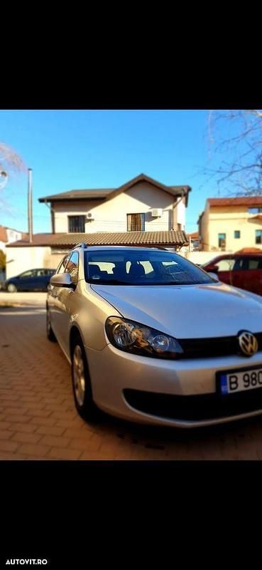 Culoaregri Utilizat 2011 VW Golf VI Hatchback | 3.900 EUR (Preț bun) - Imagine 1/4