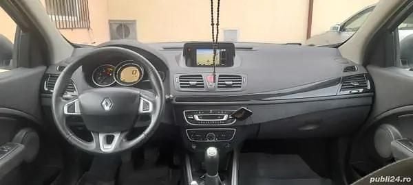 Alb Utilizat 2011 Renault Mégane III Break | 2.999 EUR (Puțin scump) - Imagine 1/4