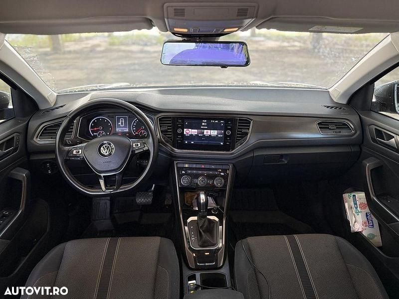 Culoaregri Utilizat 2020 VW T-Roc Design SUV | 18.800 EUR (Preț bun) - Imagine 1/4