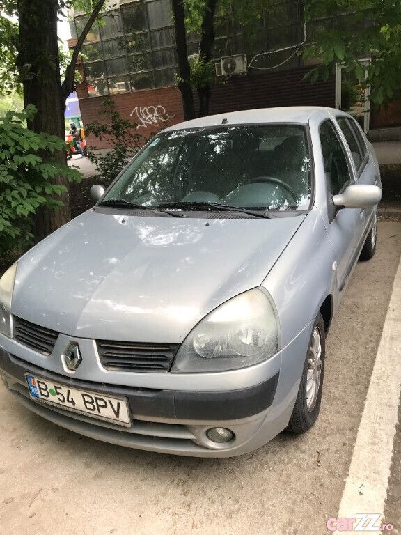 Gri Utilizat 2006 Renault Symbol Berlinǎ | 2.600 EUR (Puțin scump) - Imagine 1/4