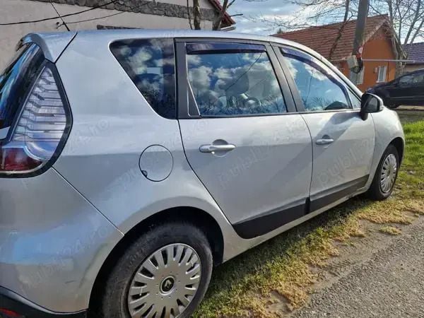 Utilizat 2012 Renault Scénic III Monovolum | 4.000 EUR - Imagine 1/4
