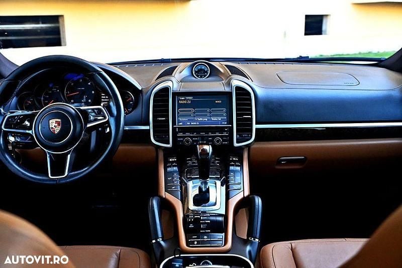 Culoaregri Utilizat 2015 Porsche Cayenne SUV | 22.500 EUR (Scump) - Imagine 1/4