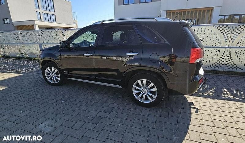 Second-hand Kia Sorento 197 CP (144 kW) 2012 Culoarenegru SUV