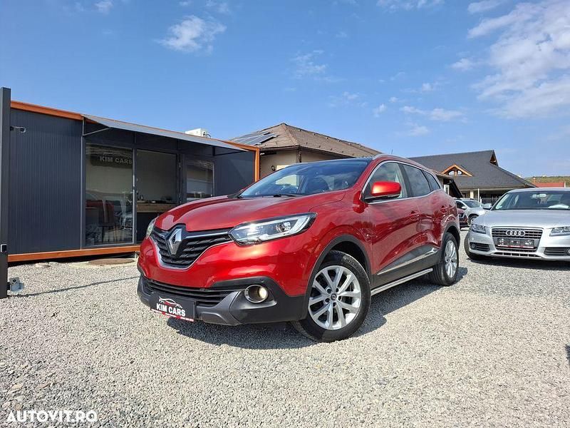 Culoarerosu Utilizat 2016 Renault Kadjar Business SUV | 11.990 EUR (Preț OK) - Imagine 1/4