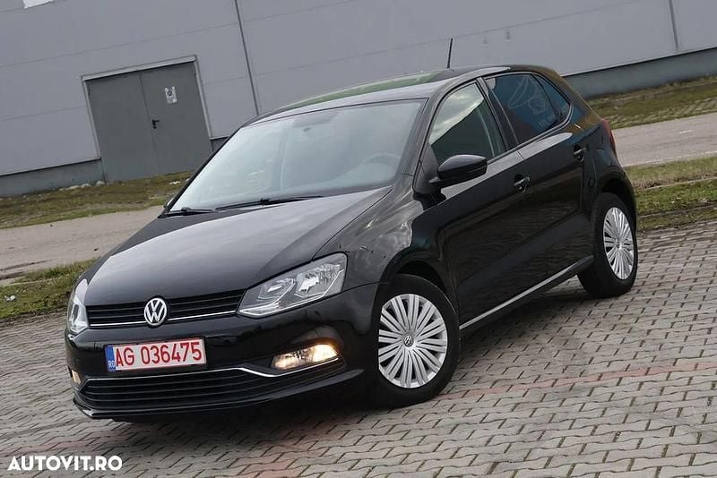 Second-hand VW Polo Comfortline 90 CP (66 kW) 2016 Culoarenegru