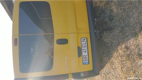Second-hand Renault Trafic 82 CP (60 kW) 2005 Monovolum