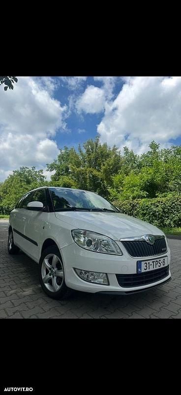 Culoarealb Utilizat 2012 Skoda Fabia GreenLine Break | 3.100 EUR (Preț bun) - Imagine 1/4