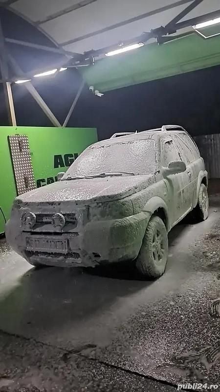 Albastru Utilizat 2002 Land Rover Freelander SUV | 7.000 EUR - Imagine 1/4