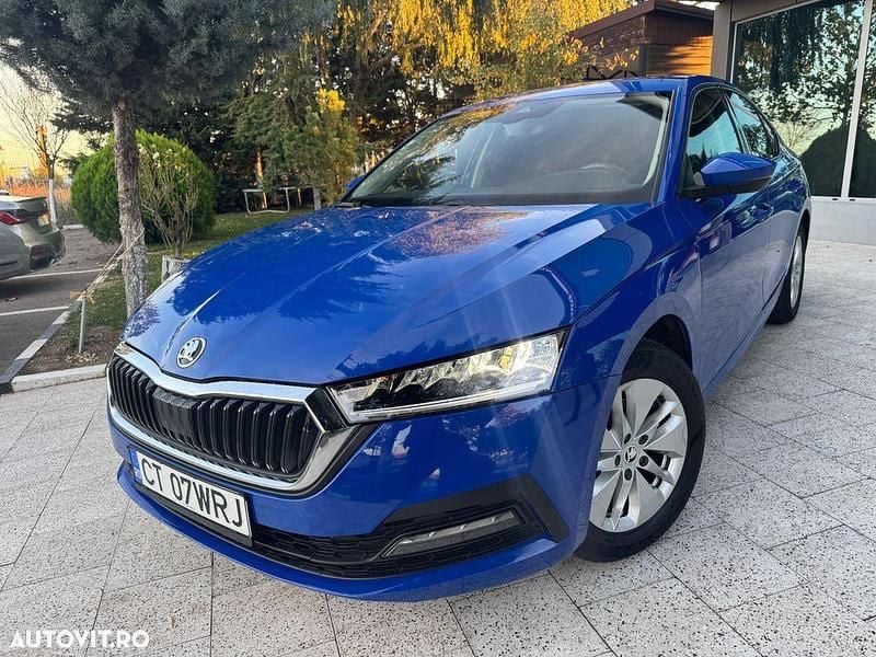 Culoarealbastru Utilizat 2021 Skoda Octavia Ambition Berlinǎ | 15.950 EUR (Preț bun) - Imagine 1/4