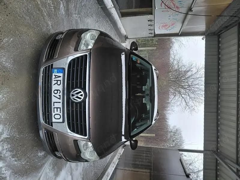 Utilizat 2010 VW Passat Break | 2.500 EUR (Super Preț) - Imagine 1/4