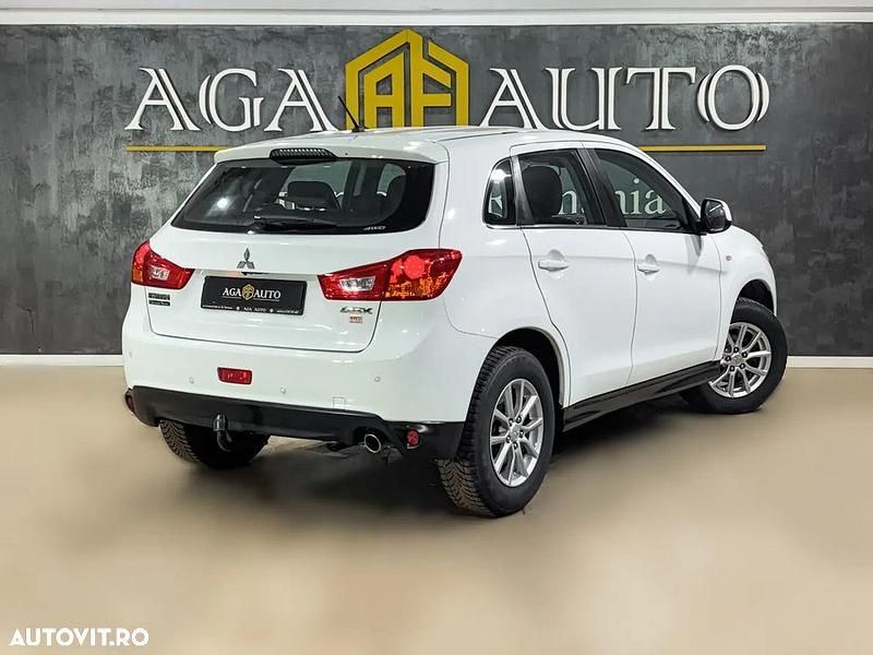 Second-hand Mitsubishi ASX Invite 114 CP (83 kW) 2016 Culoarealb SUV