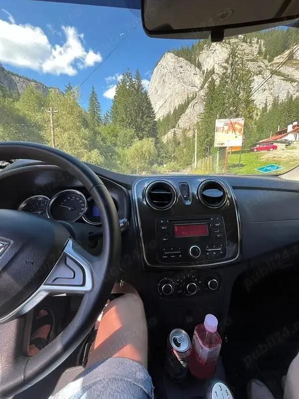 Alb Utilizat 2017 Dacia Logan Berlinǎ | 4.000 EUR (Preț OK) - Imagine 1/4