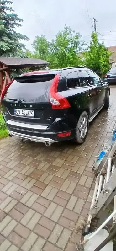 Utilizat 2010 Volvo XC60 SUV | 8.500 EUR (Preț OK) - Imagine 1/4