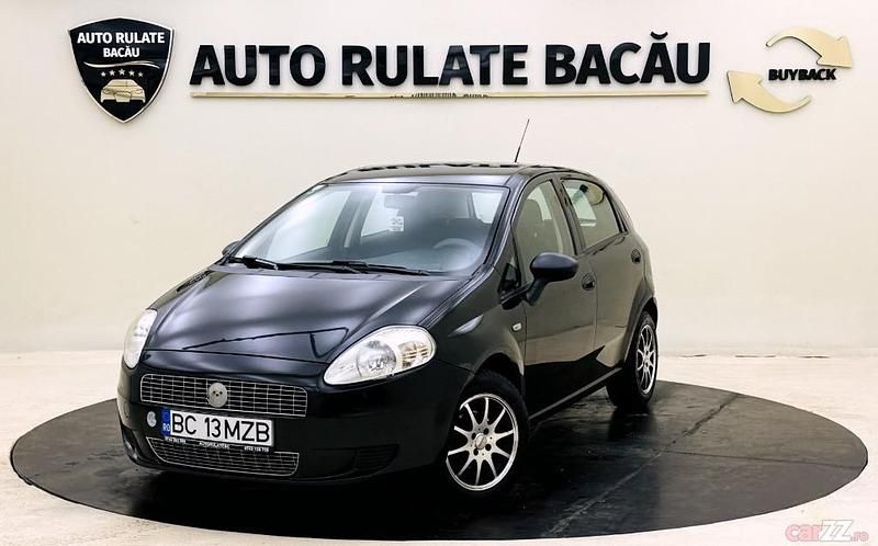 Utilizat 2009 Fiat Punto Hatchback | 2.490 EUR - Imagine 1/4