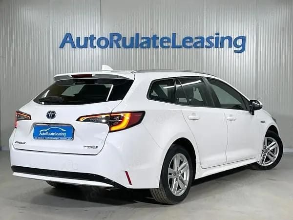 Second-hand Toyota Corolla Business Edition 122 CP (89 kW) 2021 Culoarealb Break