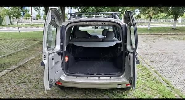 Second-hand Dacia Logan MCV 64 CP (47 kW) 2010 Break