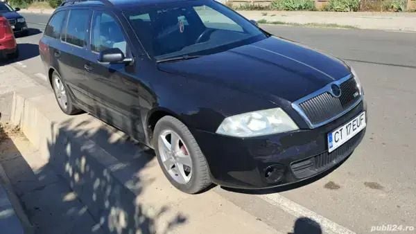Utilizat 2009 Skoda Octavia Hatchback | 3.000 EUR (Super Preț) - Imagine 1/4