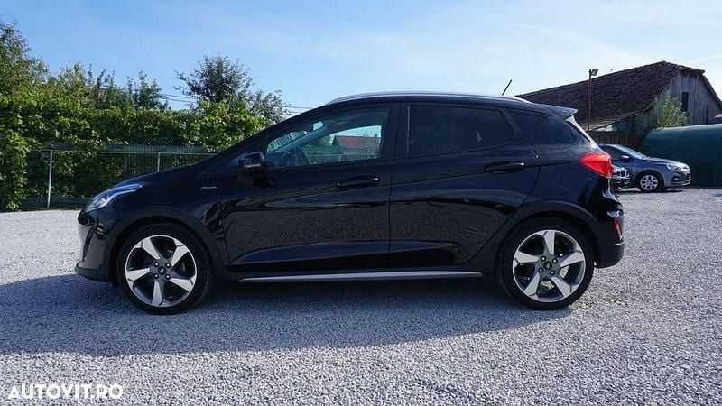 Second-hand Ford Fiesta ST-Line 101 CP (74 kW) 2018 Culoarenegru Hatchback