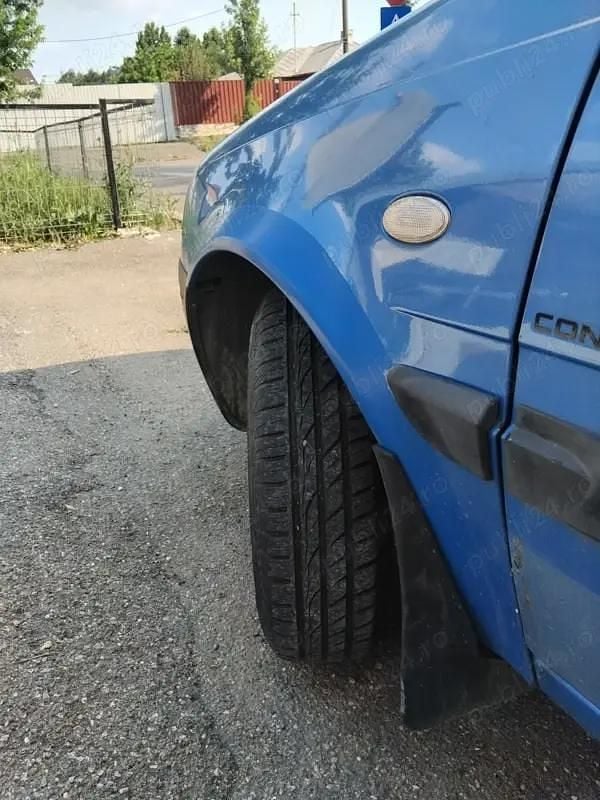 Second-hand Dacia Solenza 55 CP (40 kW) 2003 Hatchback