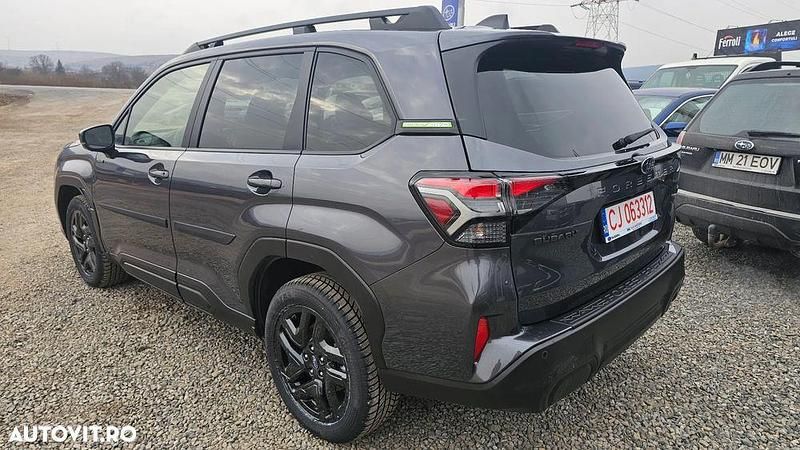 Nouă Subaru Forester 136 CP (100 kW) 2025 Gri SUV