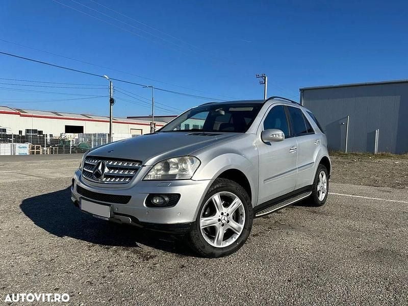 Culoaregri Utilizat 2006 Mercedes ML320 SUV | 6.000 EUR (Preț OK) - Imagine 1/4