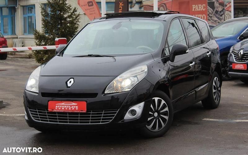 Culoarenegru Utilizat 2012 Renault Grand Scénic III Bose Edition Monovolum | 5.350 EUR (Preț OK) - Imagine 1/4