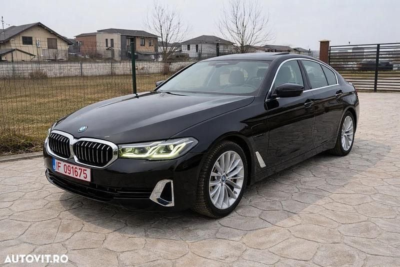 Second-hand BMW 530e 292 CP (214 kW) 2021 Culoarenegru Berlinǎ